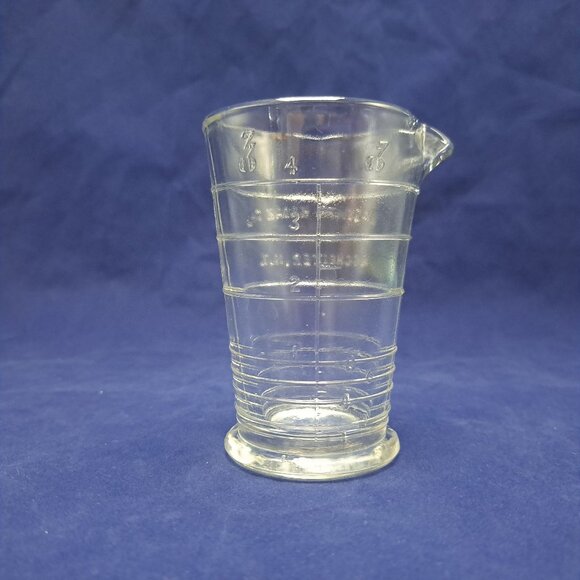 Vintage Eastman Kodak Glass Graduated Measuring Cup With Spout Rochester NY - Picture 3 of 16